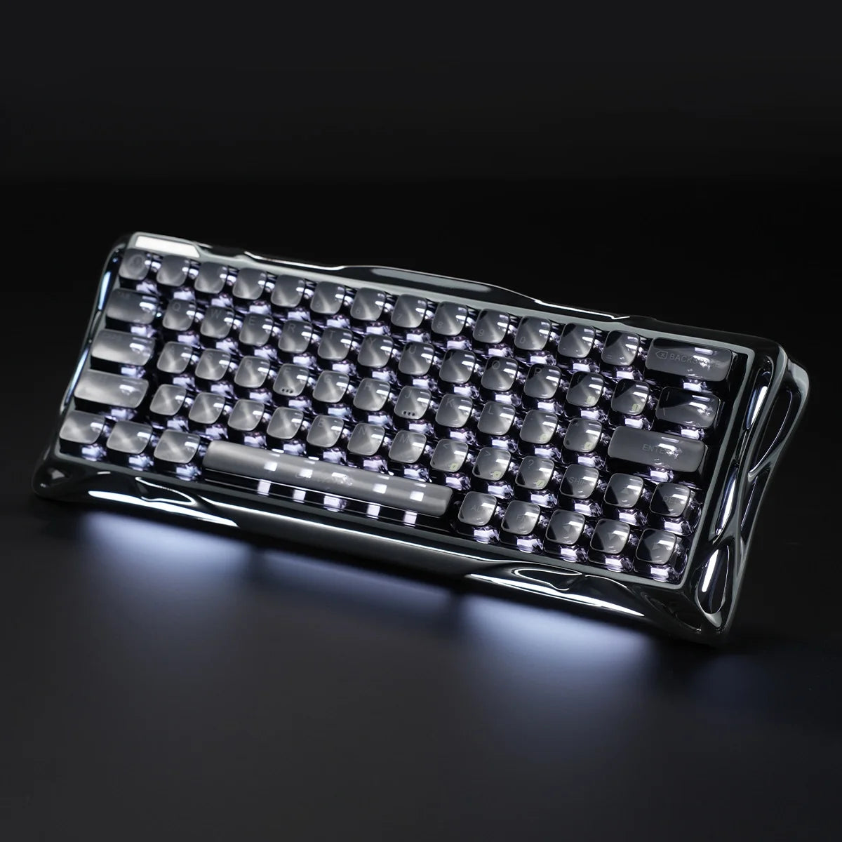 Mercury V60 Ultra 異星磁軸鍵盤｜雙核猛獸，性能燈光再進化